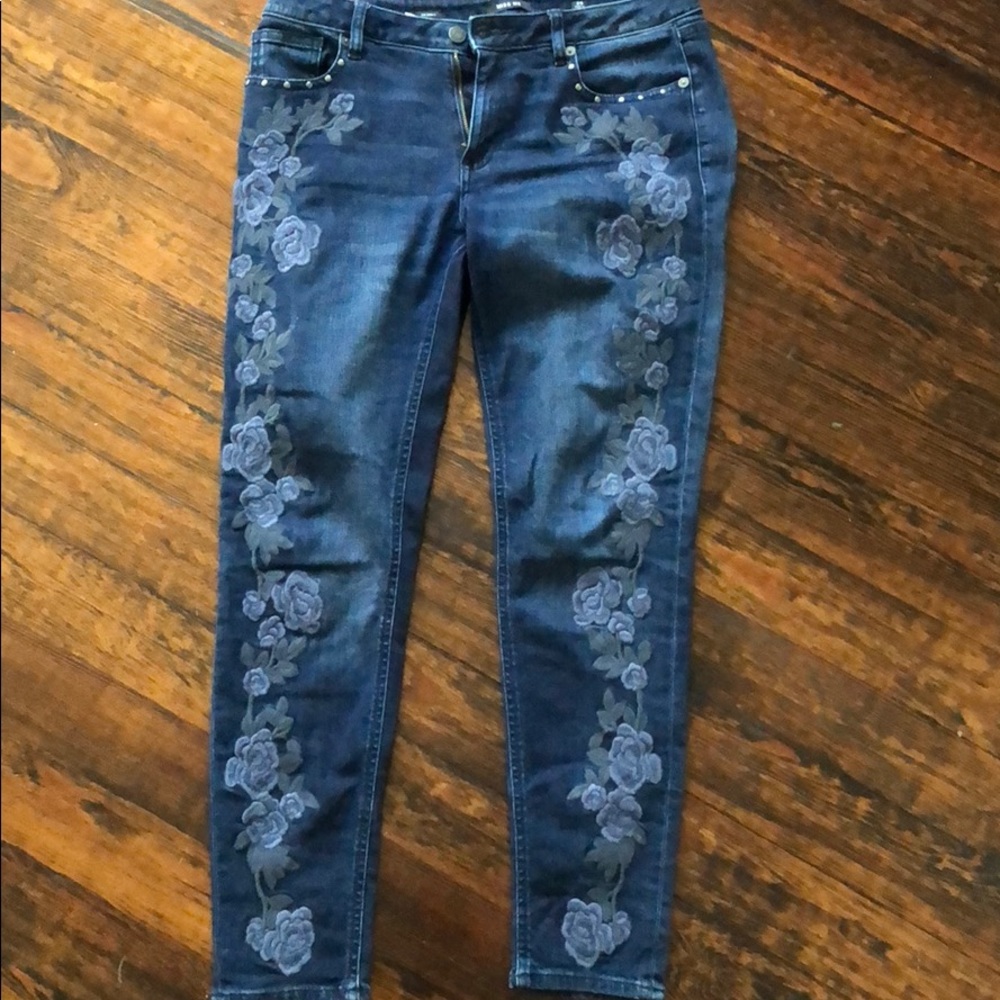 Miss Me Embroidered Jeans